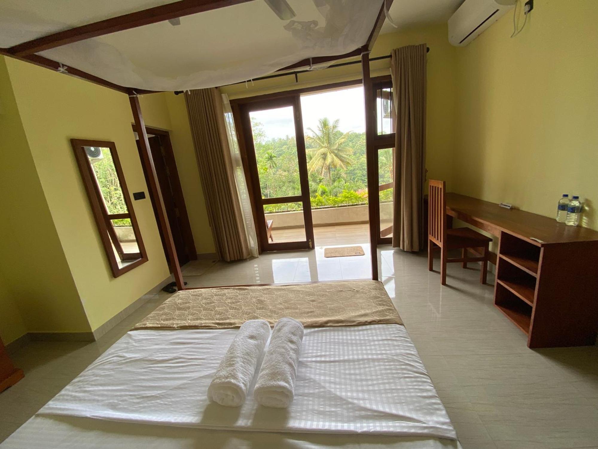 Kandy Lotus Chalet Bagian luar foto